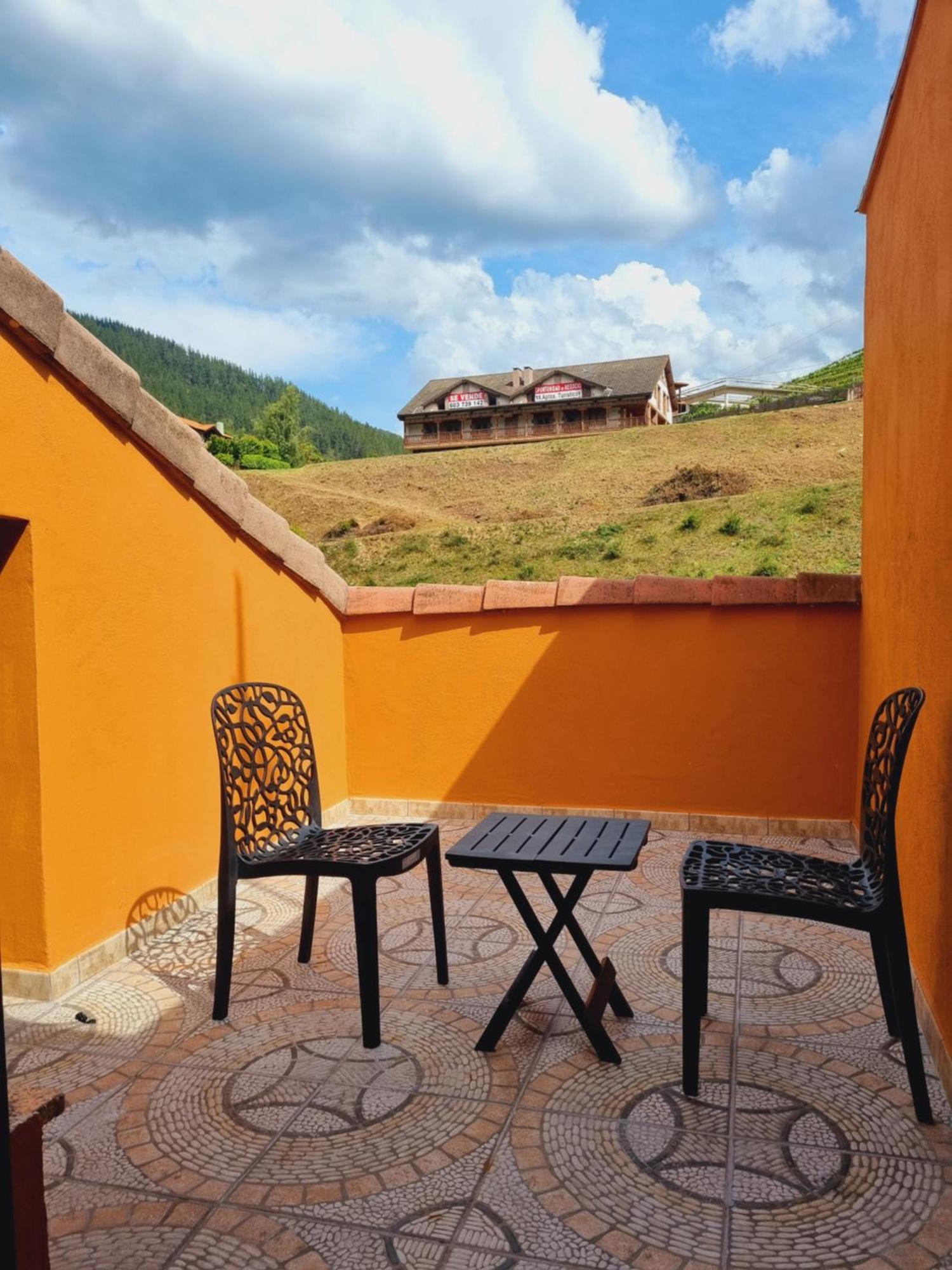 Maile Apartamentos Potes Extérieur photo