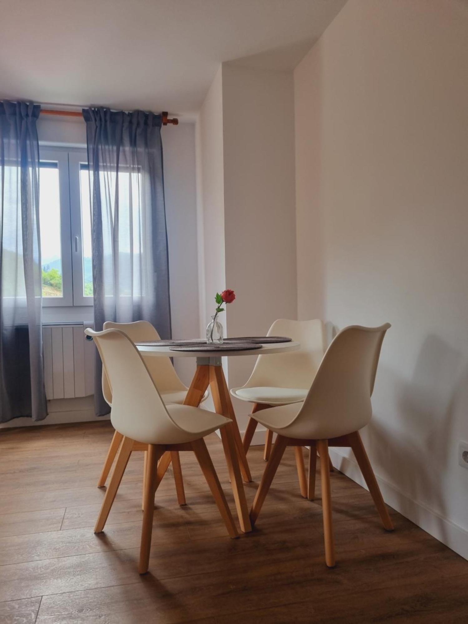 Maile Apartamentos Potes Chambre photo